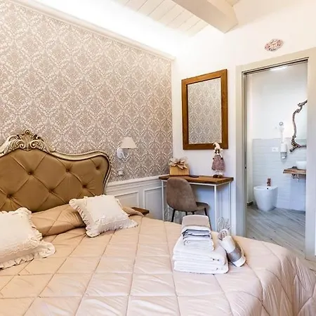 Casa Tarducci * Urbania