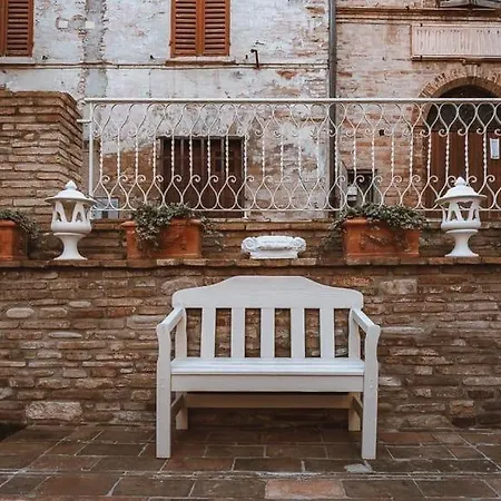 Casa Tarducci Frühstückspension Urbania